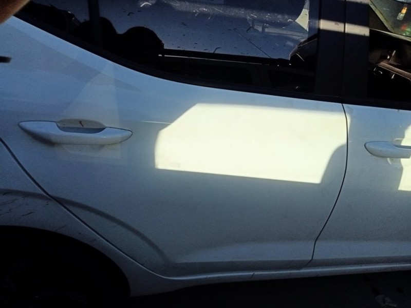 Recambio de puerta trasera derecha para hyundai i10 (ac3) n line referencia OEM IAM 77004K7000  