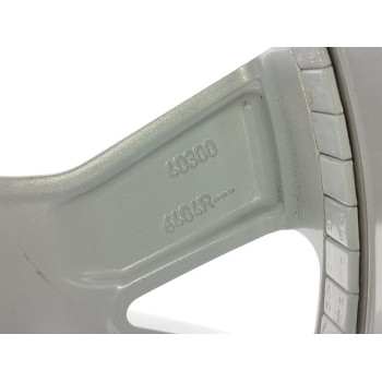 Recambio de llanta para renault kadjar limited referencia OEM IAM 403006404R  