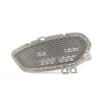 Recambio de rejilla paragolpes izquierda para mercedes-benz clase cla (w117) cla 200 cdi (117.308) referencia OEM IAM A117885222
