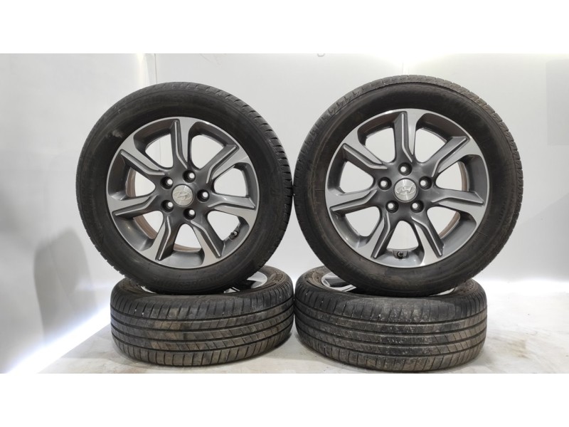Recambio de juego llantas para hyundai ix20 gls comfort referencia OEM IAM 529101K650  