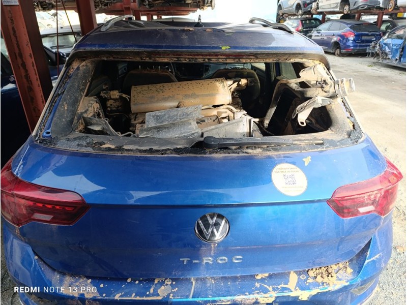 Recambio de porton trasero para volkswagen t-roc advance r-line referencia OEM IAM 2GA827025A  