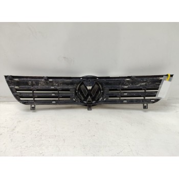 Recambio de rejilla delantera para volkswagen polo berlina (6n2) referencia OEM IAM 6N0853651J  
