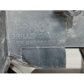 Recambio de rejilla delantera para citroën saxo 1.5 d furio referencia OEM IAM 9636012980  