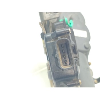 Recambio de cerradura puerta trasera derecha para chrysler voyager (rg) 3.3 grand voyager limited awd referencia OEM IAM 5093404