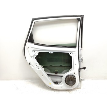 Recambio de puerta trasera izquierda para hyundai ix20 gls comfort referencia OEM IAM   