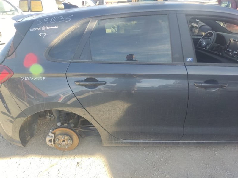Recambio de puerta trasera derecha para hyundai i30 (pd) n line referencia OEM IAM 77004G4000  