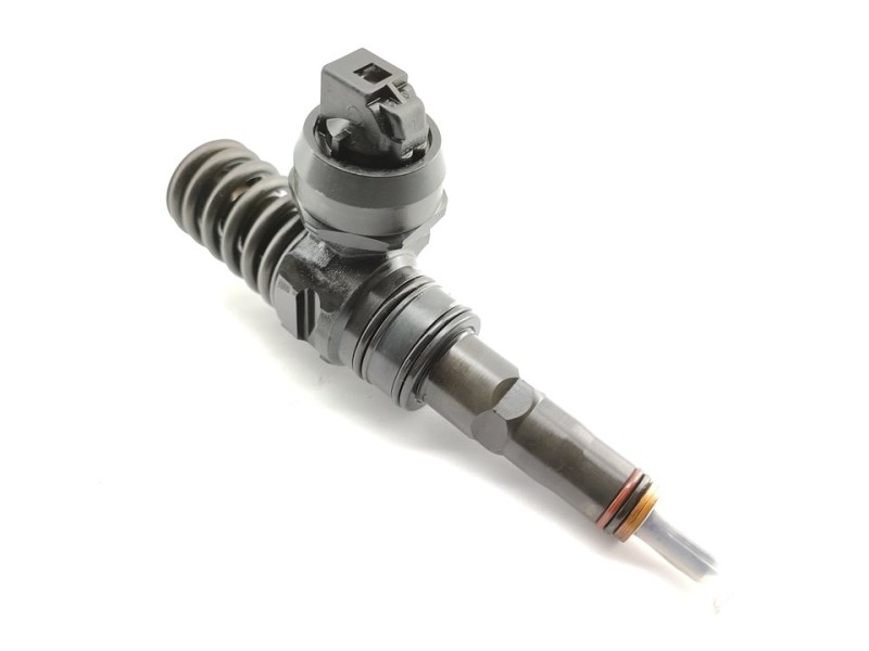 Recambio de inyector para volkswagen polo (9n1) highline referencia OEM IAM 045130073T  