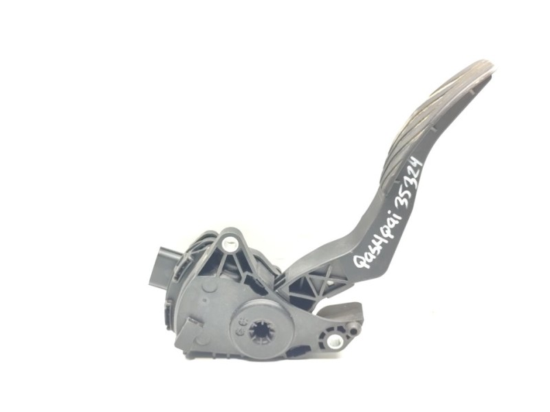 Recambio de pedal acelerador para nissan qashqai (j11) acenta referencia OEM IAM 180024BA0B  