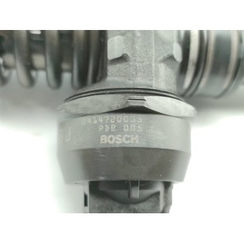 Recambio de inyector para volkswagen polo (9n1) highline referencia OEM IAM 045130073T  