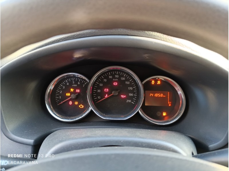 Recambio de cuadro instrumentos para dacia sandero stepway referencia OEM IAM 248101921R  