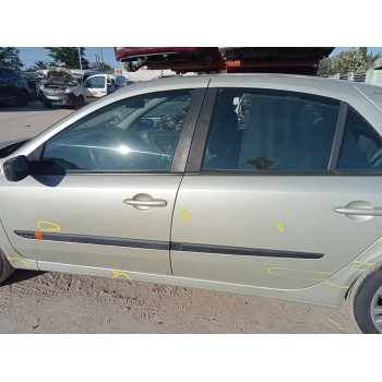 renault laguna ii (bg0) del año 2001