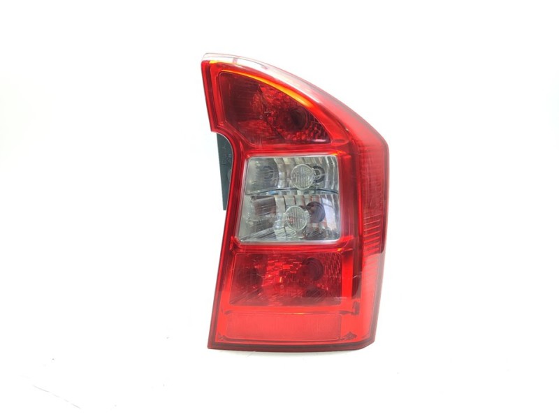 Recambio de piloto trasero derecho para kia carens (un) active referencia OEM IAM 92402100R  