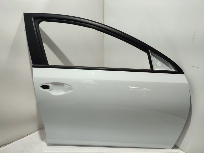 Recambio de puerta delantera derecha para kia ceed concept referencia OEM IAM 76004J7000  