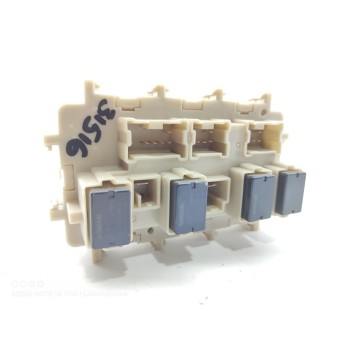 Recambio de caja reles / fusibles para renault kadjar life referencia OEM IAM 8901R  