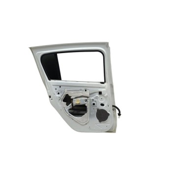 Recambio de puerta trasera izquierda para dacia sandero stepway referencia OEM IAM 821017625R  