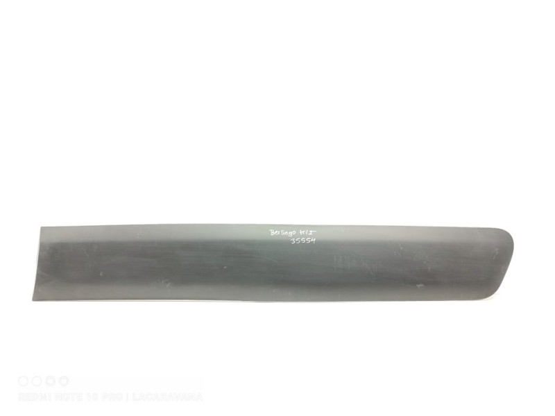 Recambio de moldura para citroën berlingo station wagon tonic referencia OEM IAM 9681645077  