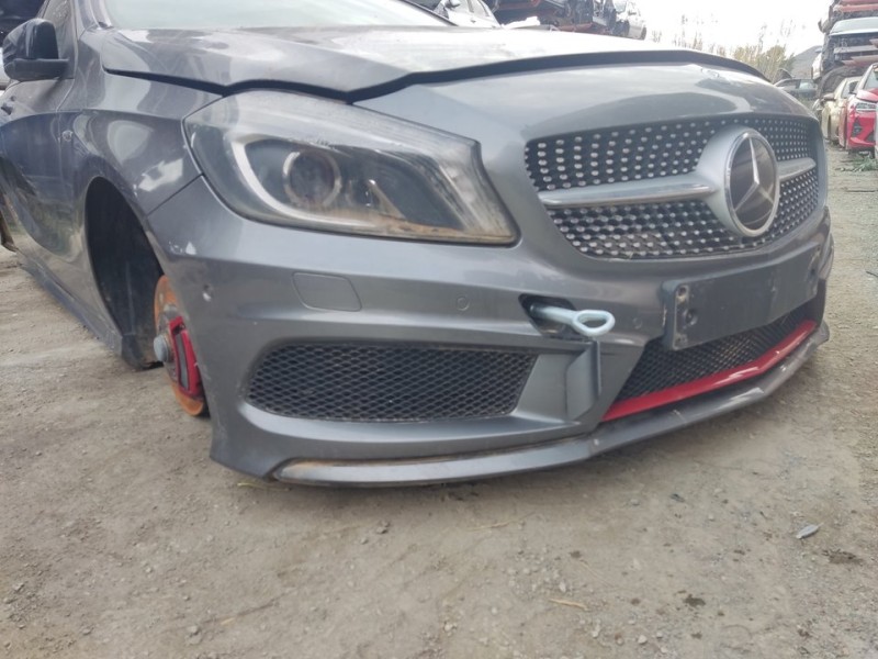 Recambio de paragolpes delantero para mercedes-benz clase a (w176) a 250 blueefficiency (176.044) referencia OEM IAM A1768805640