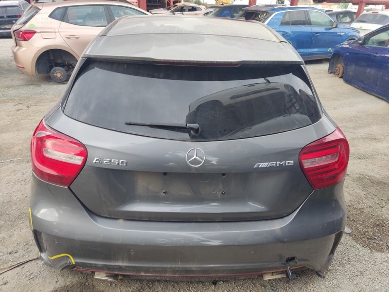 Recambio de porton trasero para mercedes-benz clase a (w176) a 250 blueefficiency (176.044) referencia OEM IAM A1767402200  