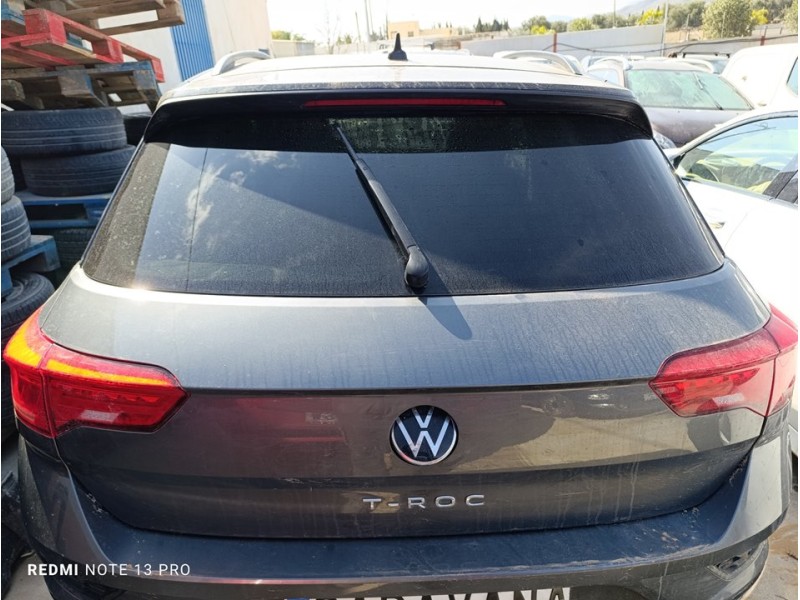 Recambio de porton trasero para volkswagen t-roc advance referencia OEM IAM 2GA827025A  