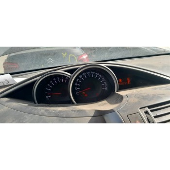 Recambio de cuadro instrumentos para toyota verso active referencia OEM IAM 838000FA50  