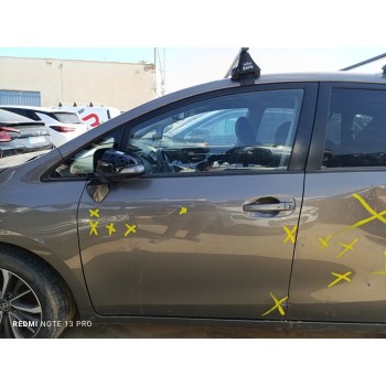 Recambio de puerta delantera izquierda para toyota verso active referencia OEM IAM 670020F020  
