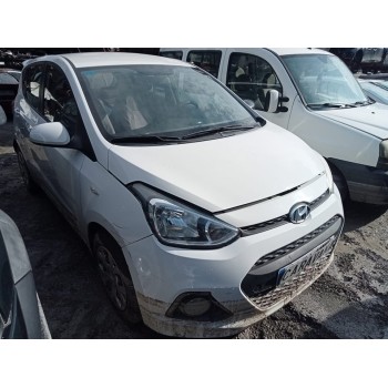 Recambio de aleta delantera derecha para hyundai i10 black line referencia OEM IAM 66321B9010  