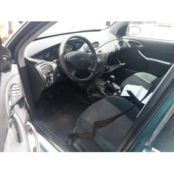 ford focus berlina (cak) del año 1998