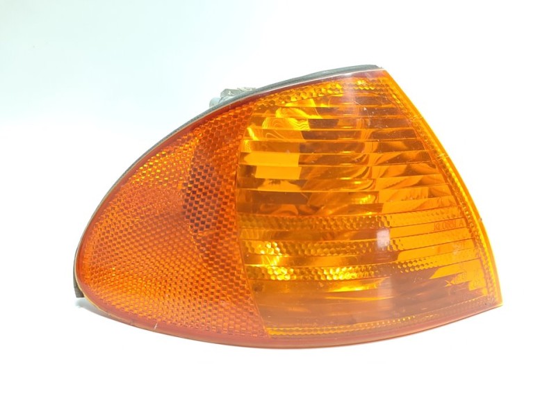 Recambio de piloto delantero derecho para bmw serie 3 berlina (e46) 320d referencia OEM IAM 6902766  