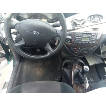 ford focus berlina (cak) del año 1998