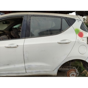 Recambio de puerta trasera izquierda para hyundai i10 black line referencia OEM IAM 77003B9000  