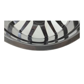 Recambio de llanta para maserati levante diesel referencia OEM IAM 670044700  