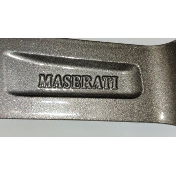 Recambio de llanta para maserati levante diesel referencia OEM IAM 670044700  