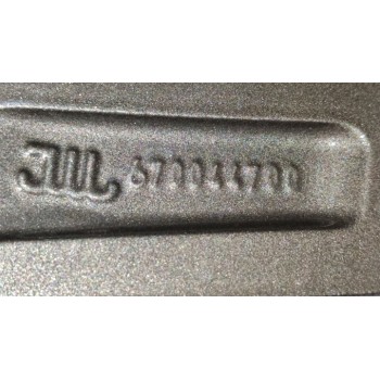 Recambio de llanta para maserati levante diesel referencia OEM IAM 670044700  