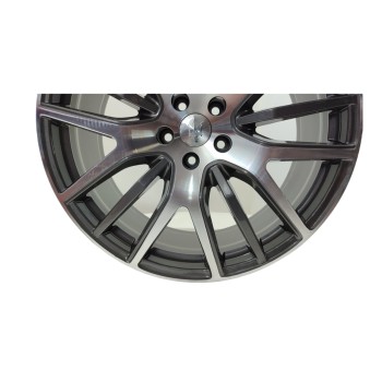 Recambio de llanta para maserati levante diesel referencia OEM IAM 670044700  