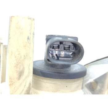 Recambio de piloto delantero derecho para bmw serie 3 berlina (e46) 320d referencia OEM IAM 6902766  