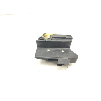 Recambio de cerradura puerta trasera derecha para dacia duster ii comfort referencia OEM IAM 825023654R  