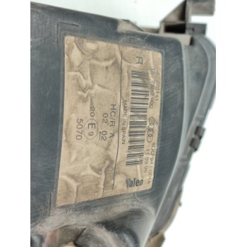 Recambio de faro derecho para audi a4 berlina (b5) 1.9 tdi referencia OEM IAM 8D0941004A  