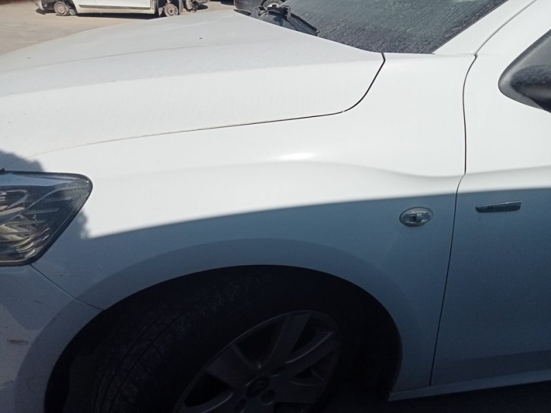 Recambio de aleta delantera izquierda para citroën c-elysée exclusive referencia OEM IAM 9674790580  