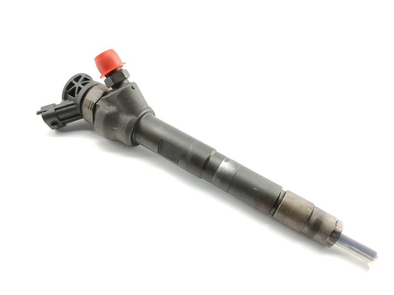 Recambio de inyector para land rover discovery sport se referencia OEM IAM G4D39K546AA  