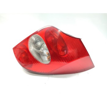 Recambio de piloto trasero derecho para renault laguna ii grandtour (kg0) expression confort referencia OEM IAM 8200002472  