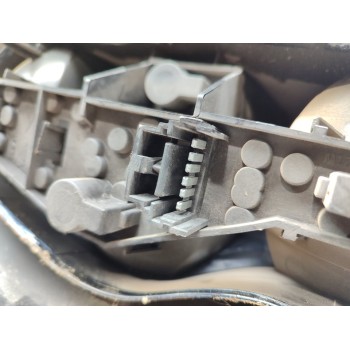 Recambio de piloto trasero derecho para renault laguna ii grandtour (kg0) expression confort referencia OEM IAM 8200002472  