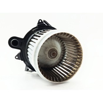 Recambio de ventilador calefaccion para renault captur dynamique referencia OEM IAM 272101005R  