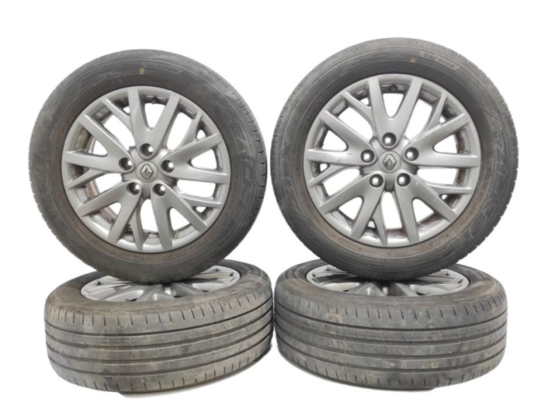 Recambio de llanta para renault megane iii berlina 5 p bose edition referencia OEM IAM 403005154R  