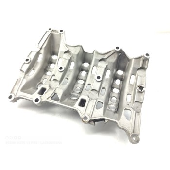 Recambio de carter para land rover discovery sport se referencia OEM IAM G4D36C800BB  