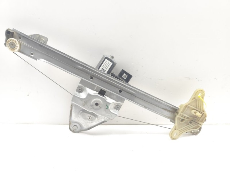 Recambio de elevalunas delantero izquierdo para dacia duster ii comfort referencia OEM IAM 807217664R  