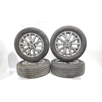 Recambio de llanta para renault megane iii berlina 5 p bose edition referencia OEM IAM 403005154R  