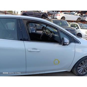 Recambio de puerta delantera derecha para peugeot 208 allure referencia OEM IAM 9807820680  