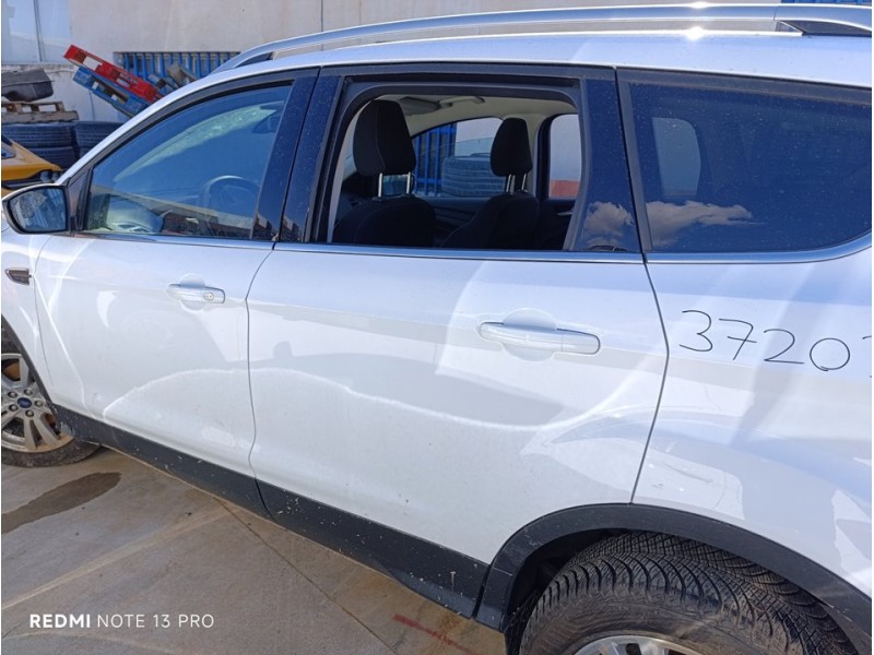 Recambio de puerta trasera izquierda para ford kuga titanium referencia OEM IAM GV41S24631AH  