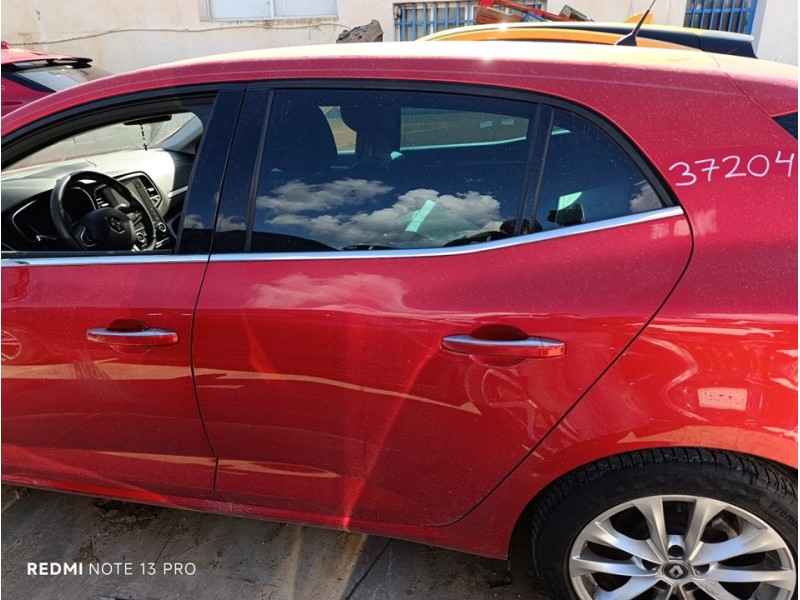 Recambio de puerta trasera izquierda para renault megane iv berlina 5p limited referencia OEM IAM 821011161R  
