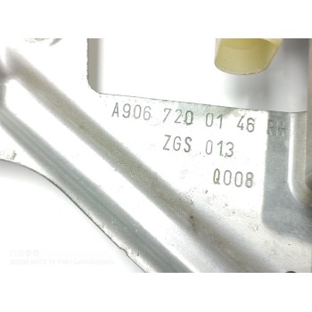 Recambio de elevalunas delantero derecho para volkswagen crafter caja cerrada caja cerrada 35 referencia OEM IAM A9067200146  